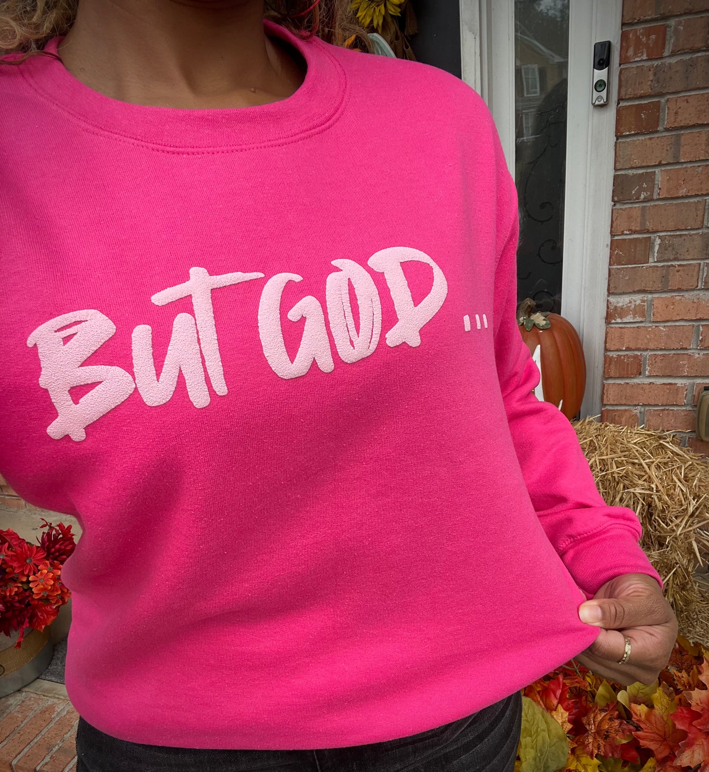 Crewneck Color: Heliconia
Logo: Pink Puff But God..
Classic fit with spandex for enhanced stretch and recovery